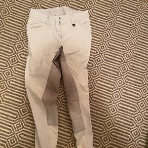 Romfh Sarafina Breeches in white.